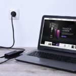 Qoltec 50052.90W.HP adaptateur de puissance & onduleur Intérieur Noir