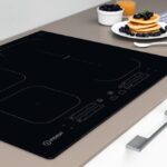 Indesit IB 65B60 NE Noir Intégré 59 cm Plaque avec zone à induction 4 zone(s)