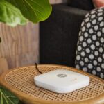 Yale Smart Alarm Starter Kit 7 items - Panneau de contrôle, clavier, télécommande, 2 détecteurs de mouvement, 2 détecteurs de porte/fenêtre