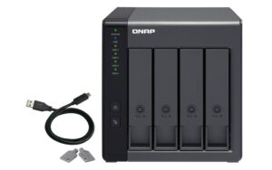 QNAP TR-004 Boîtier de disques de stockage Boîtier disque dur/SSD Noir 2.5/3.5"