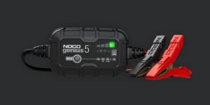 NOCO GENIUS5 Chargeur de batterie 5A pour batteries 6V/12V avec fonction d'entretien et de désulfuration