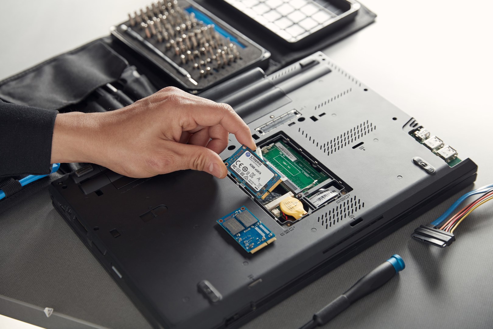 F7C0o0s5S0t0f1g7W0y2a5g8I2q0v9c0