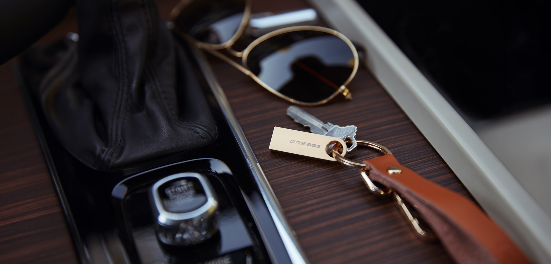 F9K5N6J2n01031J7r0J754k108Y093b4