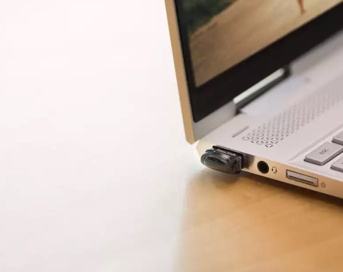 P213H3V3a0E011M6X267C51642b7E7q9