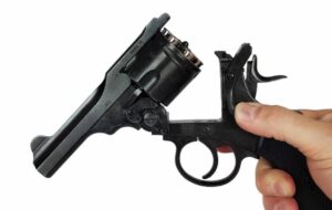 WEBLEY MKVI .455 Police cal.5.5 mm Diabolo cartridge revolver 6 coups. 4 » barrel CO2 Battlefield Ekp to17J