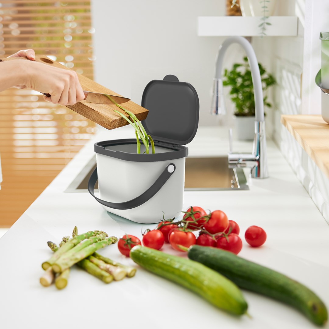 V0F3j431A0i0V1W7v2i5I4W8L8j7R8V9